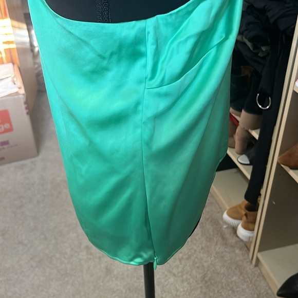 EXPRESS TOP - Picture 4 of 9